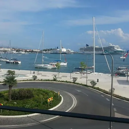 Lala Amazing Sea View アパート スプリト